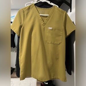 Women’s Figs Olive Martini Scrub Set